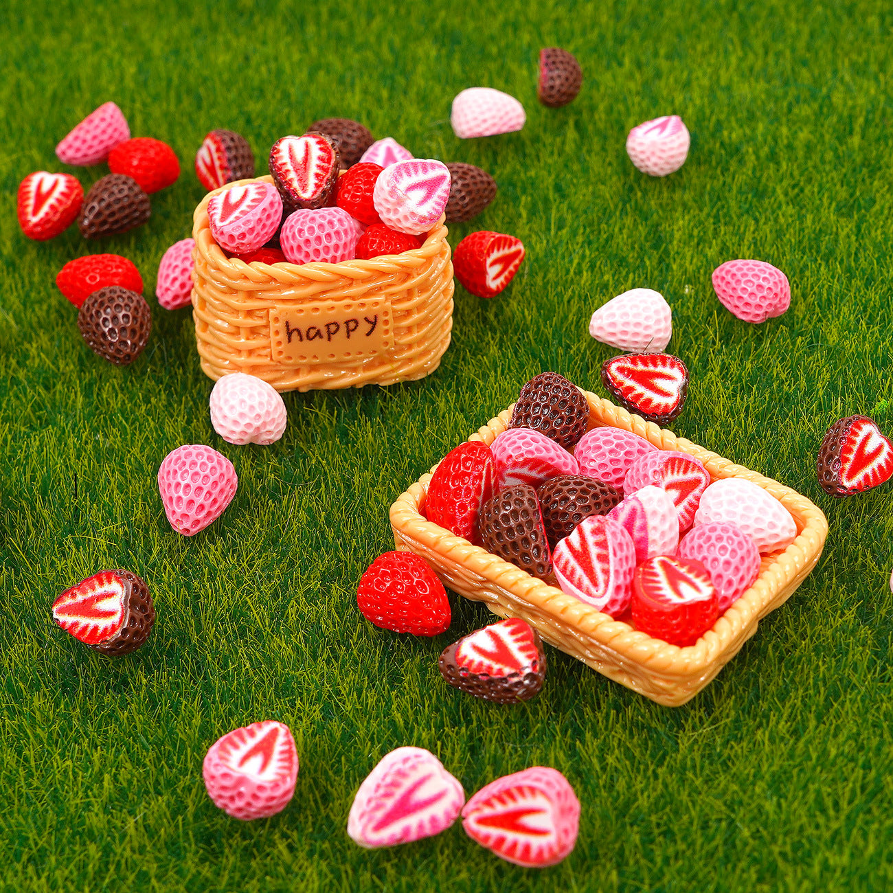 Simulation Half-Cut Mini Strawberry Cream Glue Resin Accessories DIY Cake Decoration